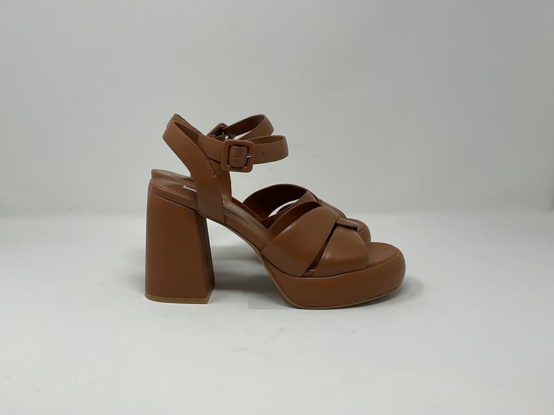 NJ662 - JEANNOT Sandalo moana plato'