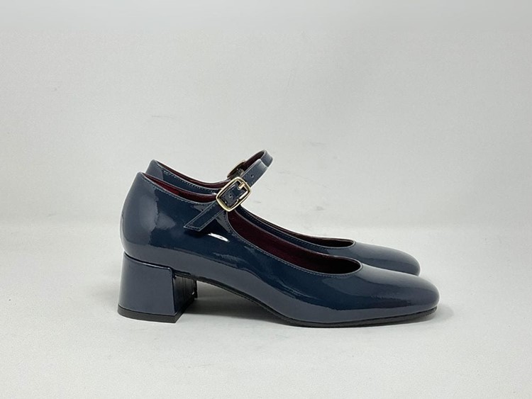 VANESSA 03 DE - LORENZO MARI Mary jane vernice