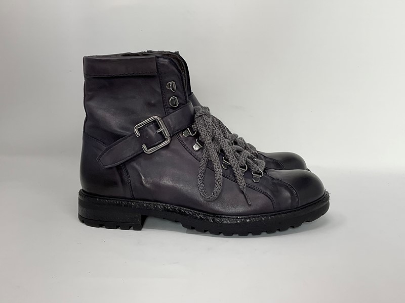 3830/280/23 - JP/DAVID Pedula pelle