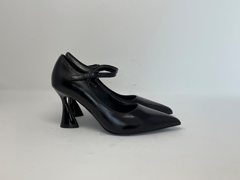 PJ581Z - JEANNOT Mary jane punta venr