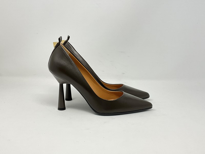 1834/22 - GEROLAMO QUAGLIA Decollete' pelle h.80