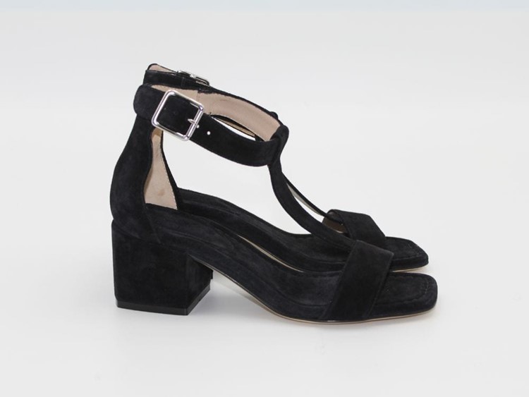 3801 NERO - ANNA F Sandalo cinturino h. 60