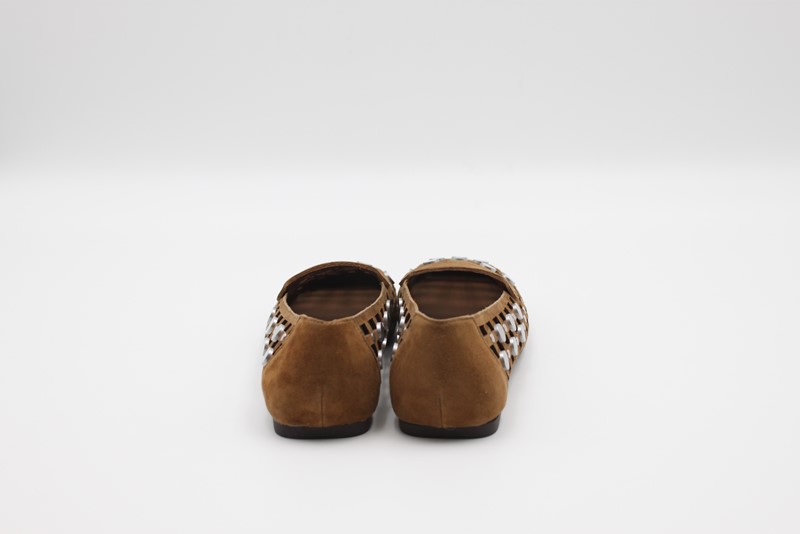 SS26-M-152702-003 - ASH Moc. bali cam borchie - immagine 4